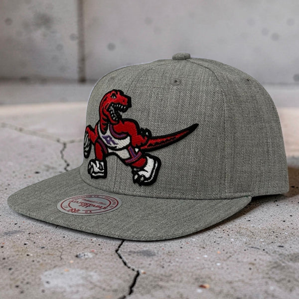 *TORONTO RAPTORS* Snapback hat by Mitchell & Ness (Adjustable Fit)