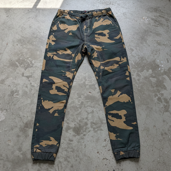 *WT02* Camouflage Joggers Pants (XL-Waist 32”)