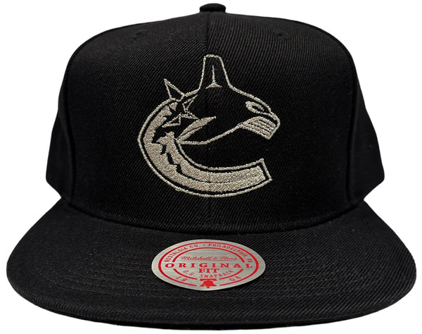 *Vancouver Canucks* (Black) snapback hats by Mitchell & Ness