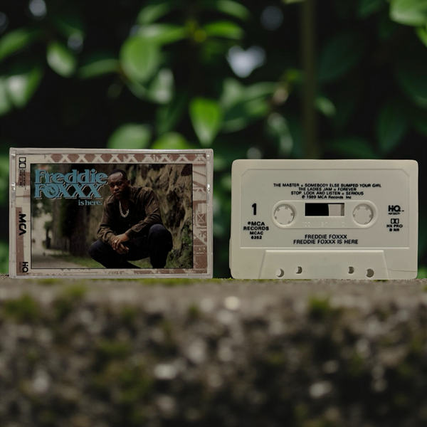 •FREDDIE FOXXX - FREDDIE FOXXX IS HERE• ~1989 OG PRESSING~ (CASSETTE TAPE)