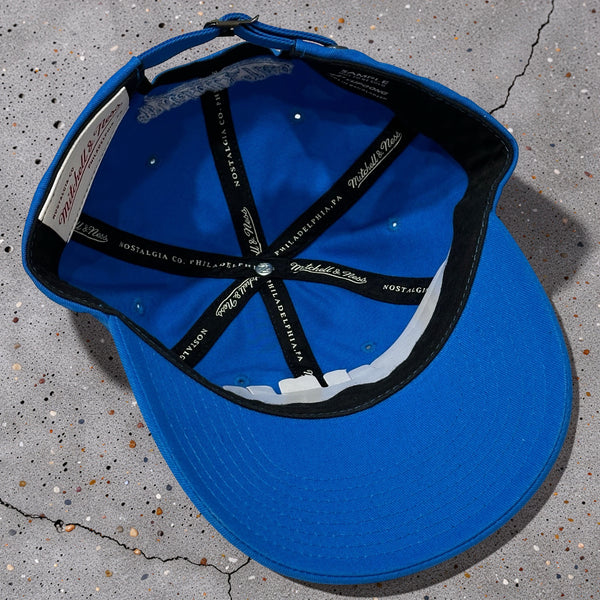 *TORONTO HUSKIES* Strapback hat by Mitchell & Ness (Special Promo)