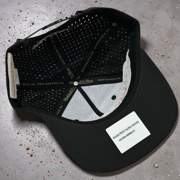 *MITCHELL & NESS* Branded Snapback Hats (Original Fit)